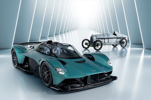 Aston Martin compie 110 anni. E anticipa un nuovo modello