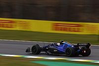 VIDEO: Latifi schiet van de baan in VT2 F1 Brazilië
