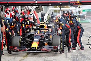 Albon treurt na miserabele GP van de Eifel, Horner verklaart DNF