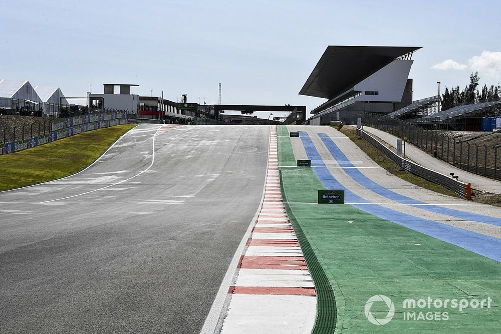 Portimao: la F1 sale sulle... montagne russe