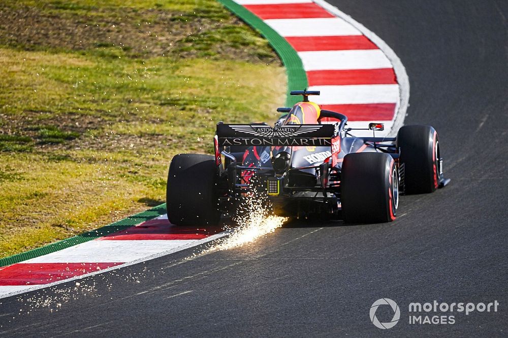 “Red Bull’un esas sorunu ikinci sürücüsünde değil, aracında olabilir"
