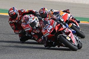 Dovizioso "completely finished" rear tyre in Teruel GP