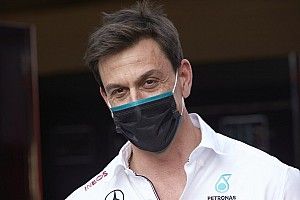 Andere rol Wolff riskant voor Mercedes? "Kan juist beter worden"