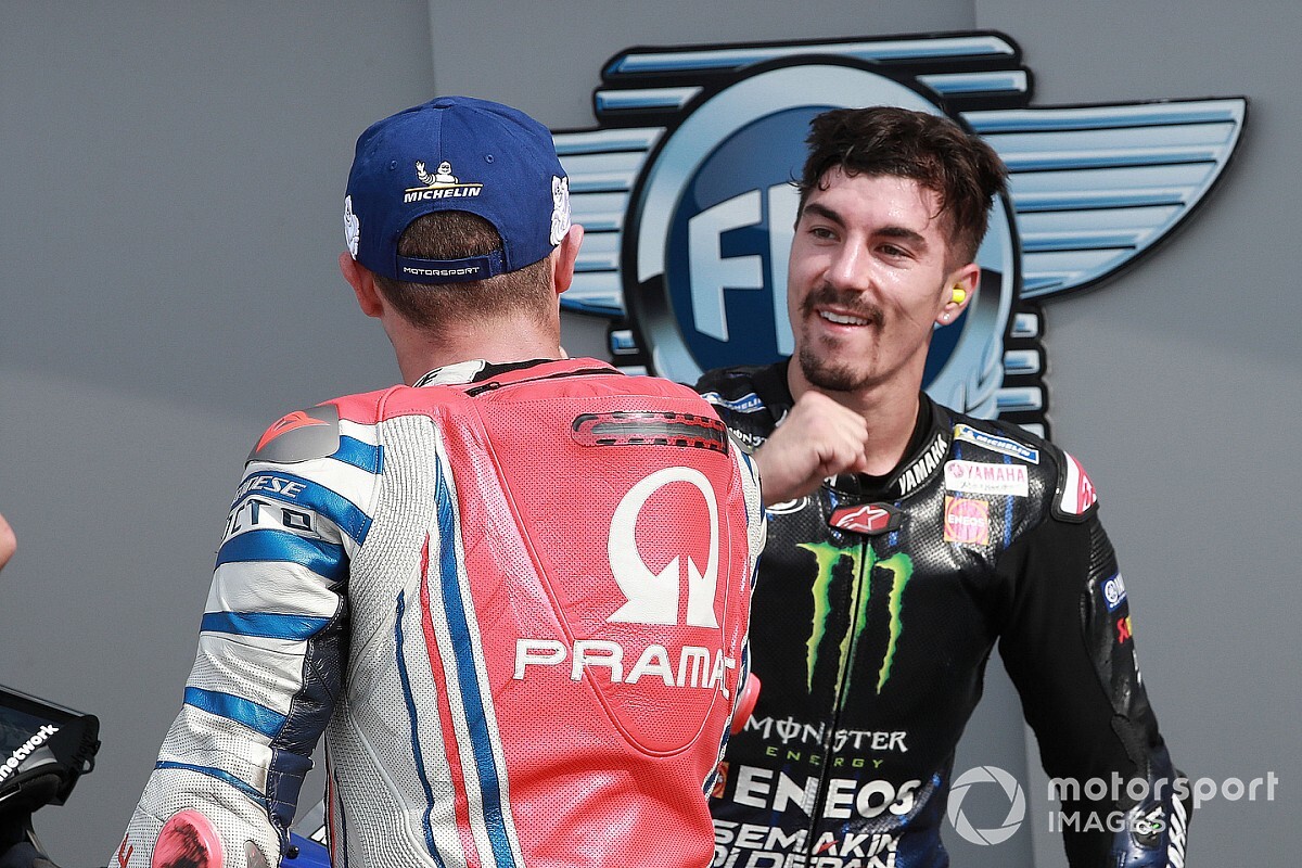 Vinales: "Domenica ho sbagliato gomma. Dovrò stare attento"