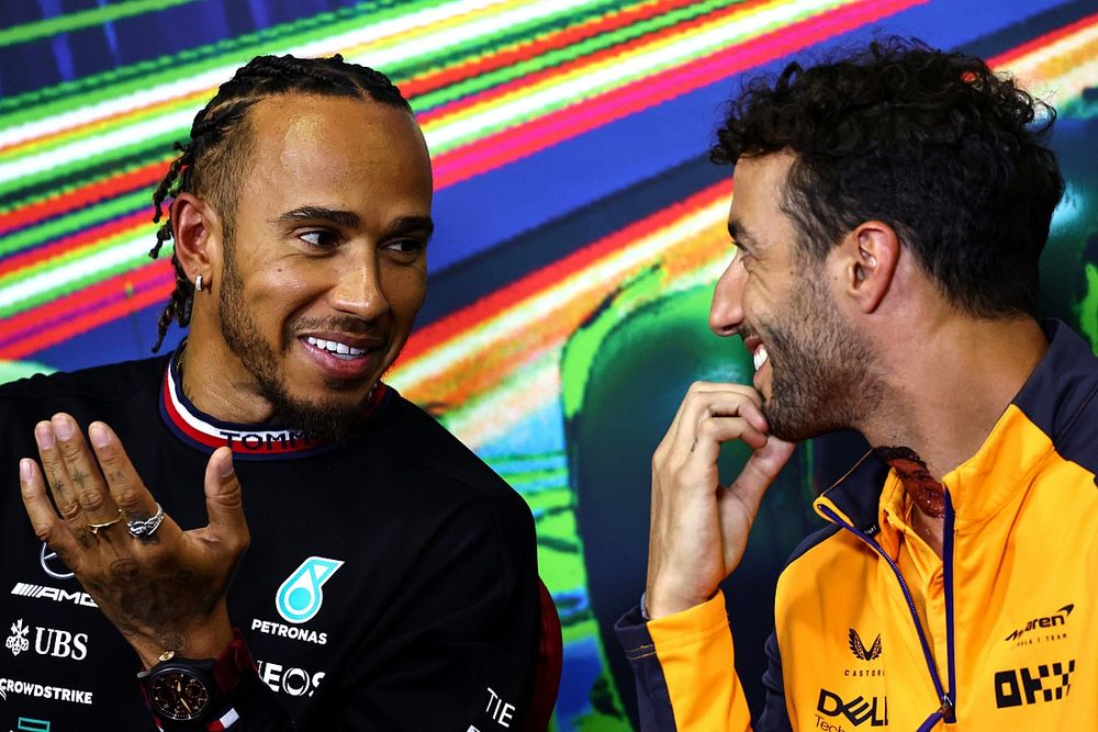 Lewis Hamilton, Mercedes AMG Daniel Ricciardo, McLaren 