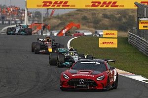 Hamilton late in selecting right engine mode for Dutch GP restart