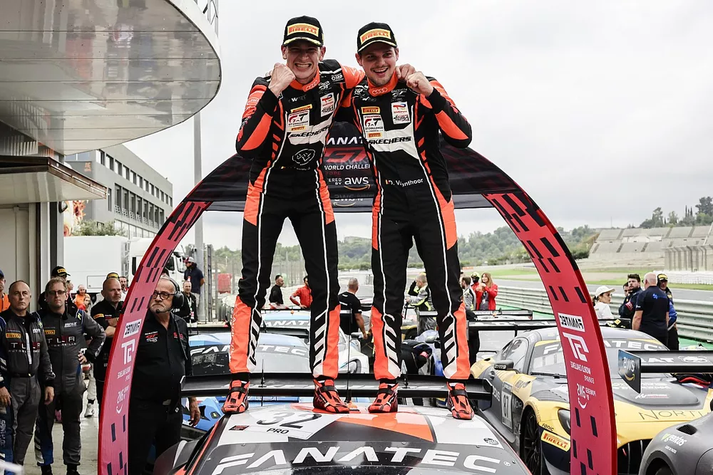 Race winner #32 Team WRT Audi R8 LMS evo II GT: Charles Weerts, Dries Vanthoor