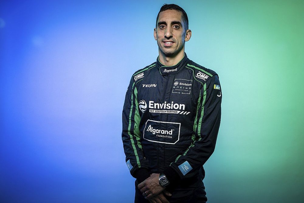 Tinggalkan Nissan, Sebastien Buemi Gabung Envision Formula E