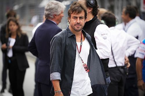 Alonso está "muy orgulloso" del progreso de Aprilia en MotoGP