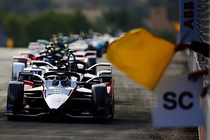 FIA explains what caused "dodgy" aborted safety car restart