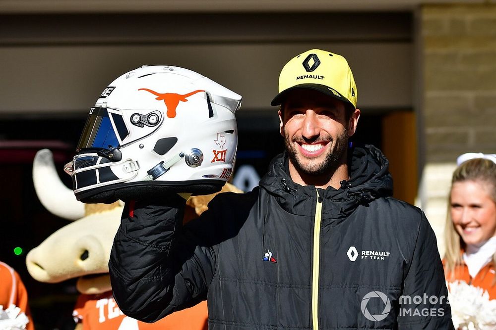 Daniel Ricciardo, Renault F1 Team, meets Texas Longhorn cheerleaders, and displays a new helmet design