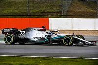 Fotos: el Mercedes W11 ya asusta en pista