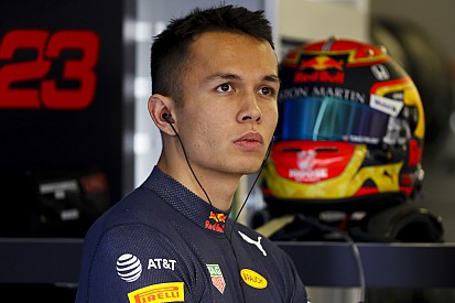 Albon: Hamilton heeft persoonlijk excuses aangeboden na Brazilië