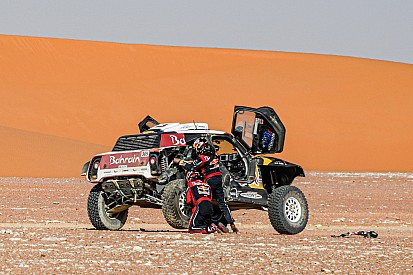 Sainz is nagyot kapott a Dakar 10. szakaszán, így is nőtt az előnye