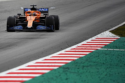 Sainz nagyon komolyan számol a Racing Point-Mercedesszel, akik titkolózhatnak