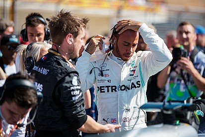«Это всегда стрессовая ситуация». Хэмилтон о переговорах с Mercedes