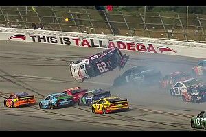 Blaney ‘sobrevive’ a caos em Talladega e protagoniza chegada insana