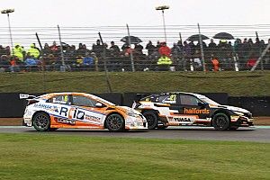 Cammish feels "numb" after late BTCC heartbreak