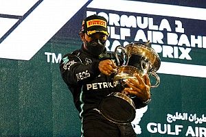 F1: Hamilton vê vitória no Bahrein como "chance para calar os críticos"