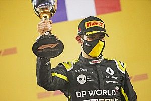 GP Lawrence d'Arabia: Ocon favorito su Albon e Sainz