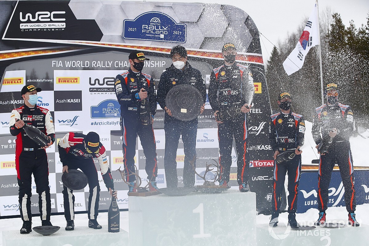 Adamo Puas Hyundai Berhasil Kuasai Reli Arctic