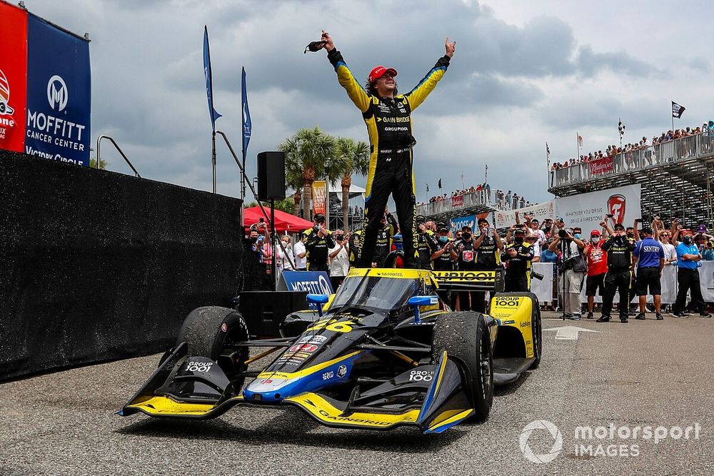 Херта уверенно выиграл гонку IndyCar в Сент-Питерсберге, Грожан не попал в первую десятку