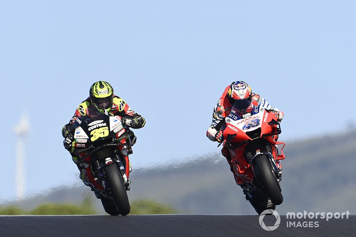 Miller Rindukan Sosok Crutchlow di Paddock