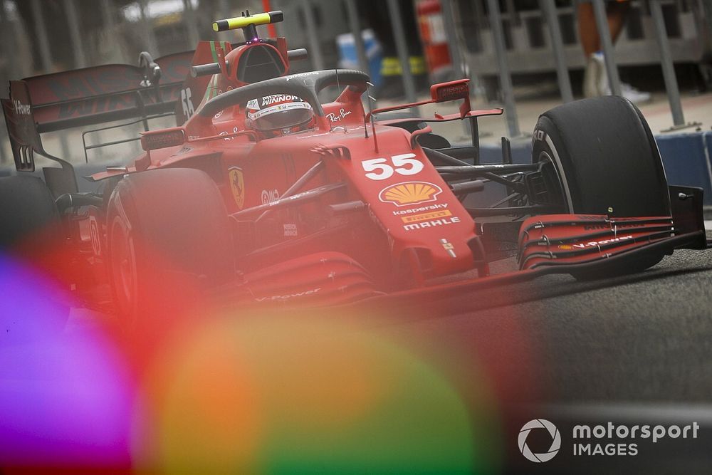 Carlos Sainz Jr., Ferrari SF21 