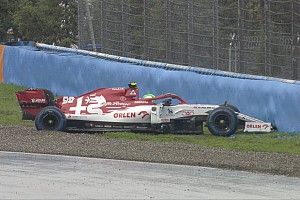 Giovinazzi ve Russell, gride çıkış turunda kaza yaptılar!