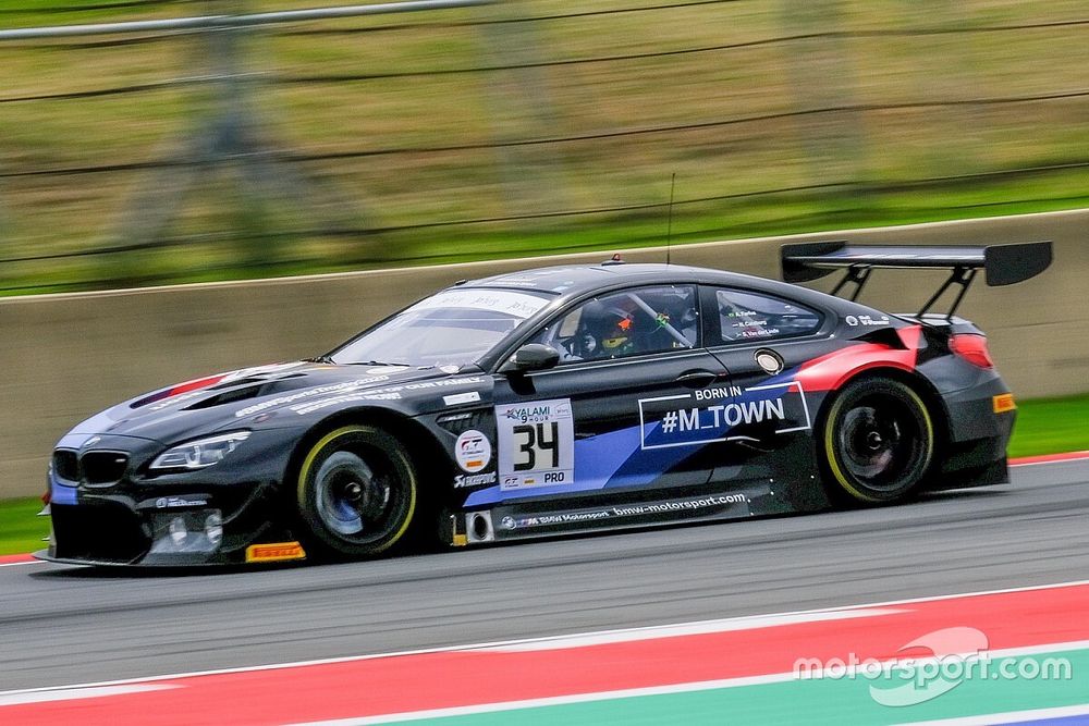 #34 Walkenhorst Motorsport BMW M6 GT3: Augusto Farfus, Nicky Catsburg, Sheldon van der Linde