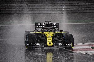 Ricciardo: "Bahreyn'de iki araçla birden puan almalıyız"