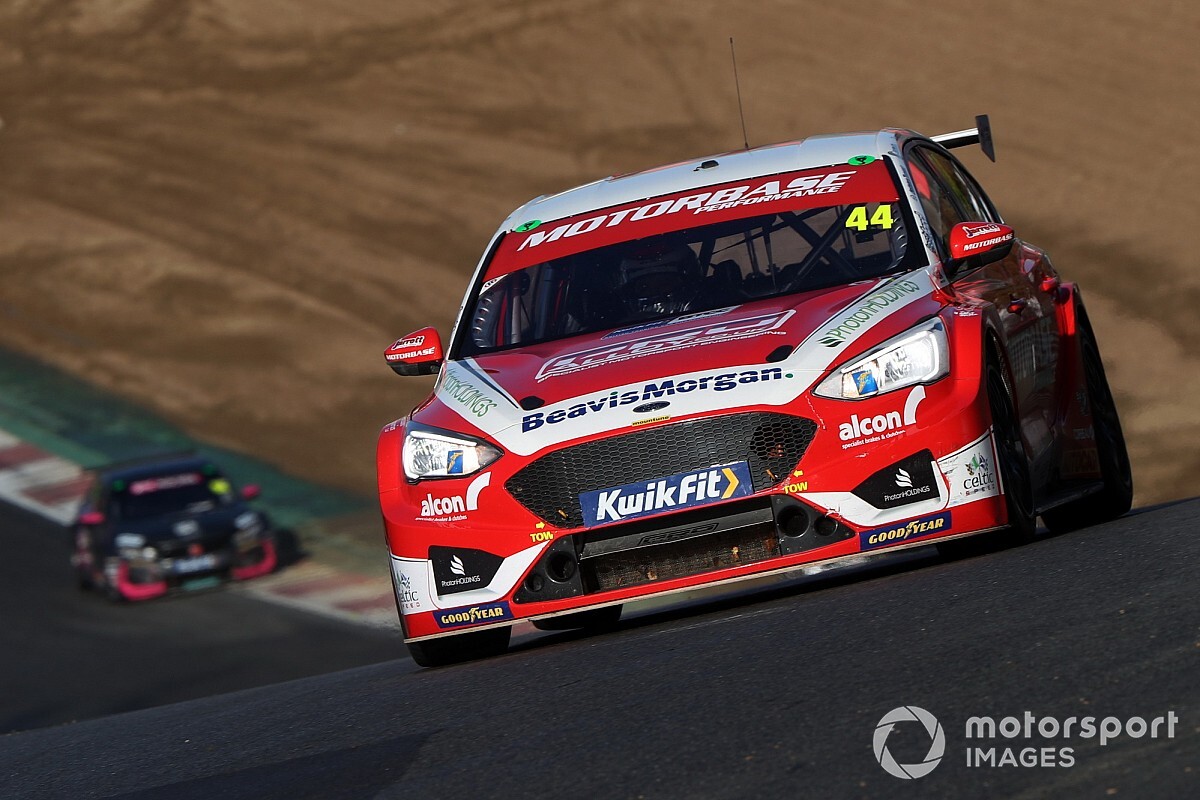 Motorbase BTCC team acquired by rival outfit