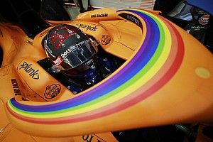 Sainz, satisfecho y confiado tras un positivo viernes en Bahrein