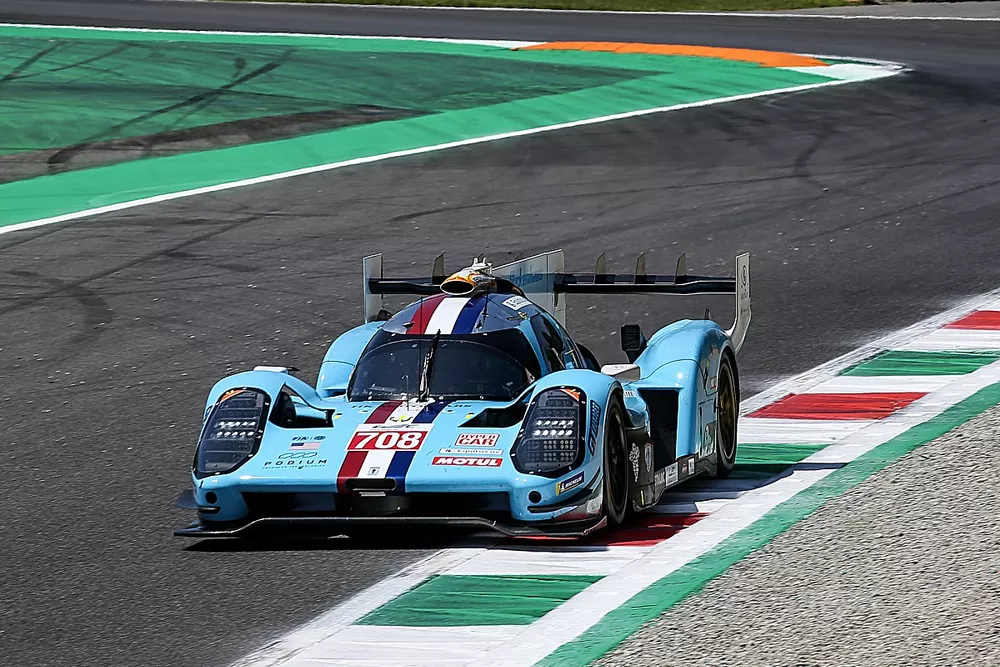 #708 Glickenhaus Racing Glickenhaus 007: Romain Dumas, Olivier Pla, Nathanael Berthon