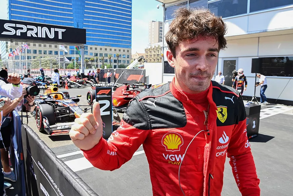 Le premier du shootout Charles Leclerc, Scuderia Ferrari, dans le parc ferm&eacute;