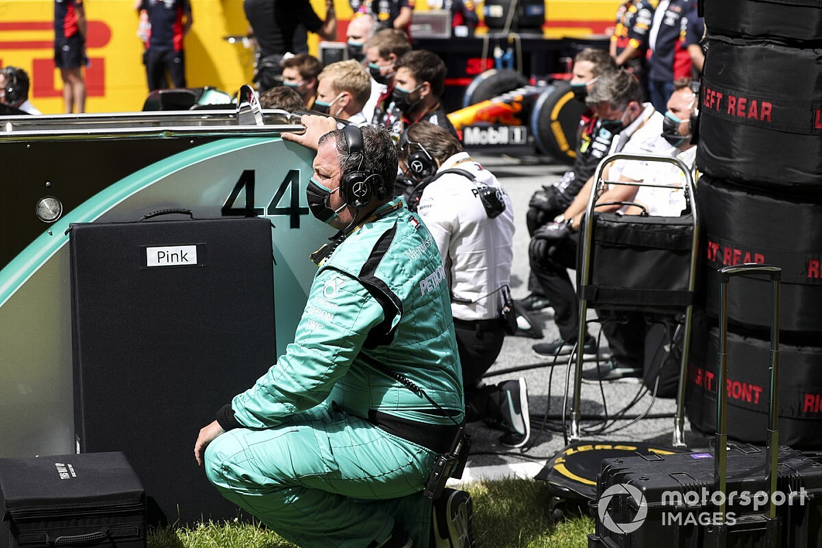 Hamilton szerint a Mercedes nagy munkát végzett a váltóval
