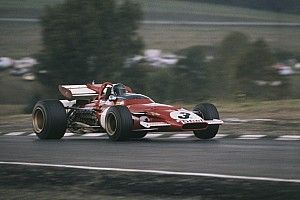 Hamilton, Ferrari'nin klasik F1 araçlarından birini sürebilir