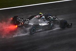 Bottas explica por qué perdió 1s4 con Hamilton