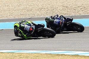 Rossi: "Yamaha me dice que tengo 41 años y aprenda a llevar la moto de Quartararo y Viñales"