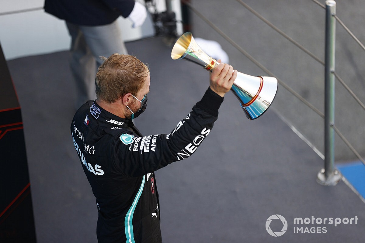 Bottas admits championship now "drifting away"