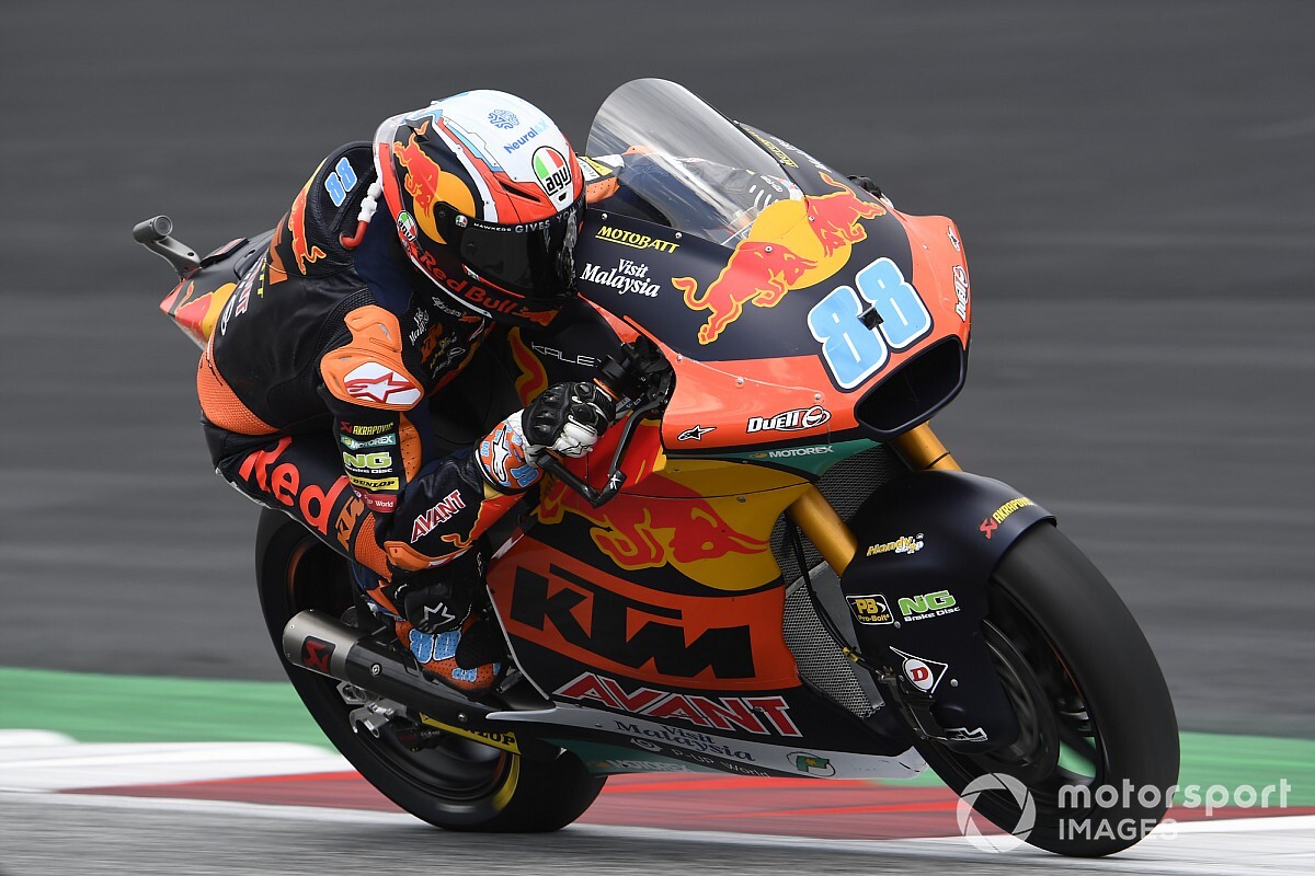 Moto2オーストリア:赤旗中断挟む短縮レース、マルティンが初優勝。長島哲太は転倒リタイア