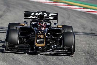 Magnussen tops second morning of Barcelona F1 test