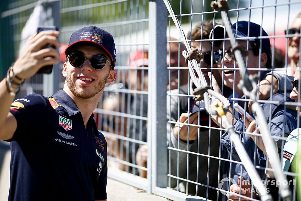 Verstappen: "Gasly'nin en büyük sorunu Red Bull'da 'öğrenmeye' çalışmamasıydı"