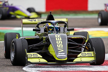 Zolder W Series: Visser takes commanding win over Chadwick