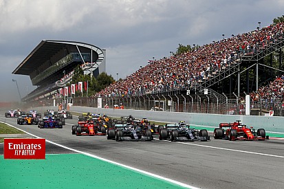 Mercedes scagiona la frizione per brutta partenza di Bottas e punta il dito sul grip