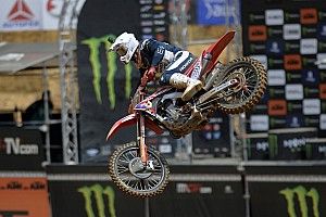 Tim Gajser lancia la sfida a Cairoli con una doppietta in Portogallo
