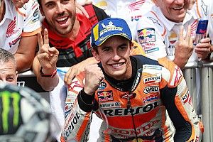 Marquez Rossi legendás rekordjára hajt a Sachsenringen