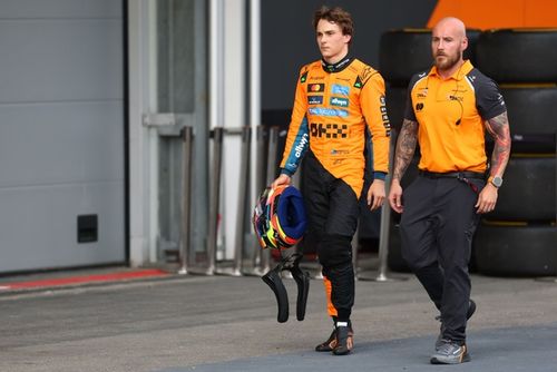 Piastri explica su accidente en la clasificación de Bakú