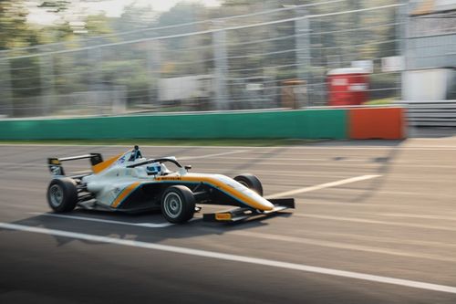 Bień gotowy na Imolę