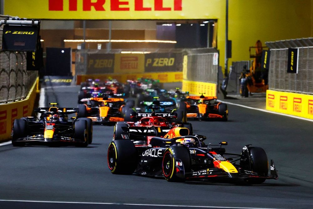 Max Verstappen, Red Bull Racing RB20 the field